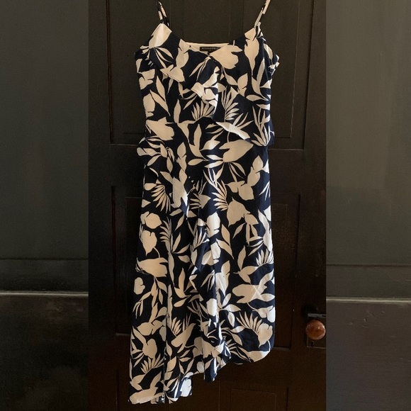 Fun and Flirty Asymmetrical Tropical Dress - Picture 3 of 7